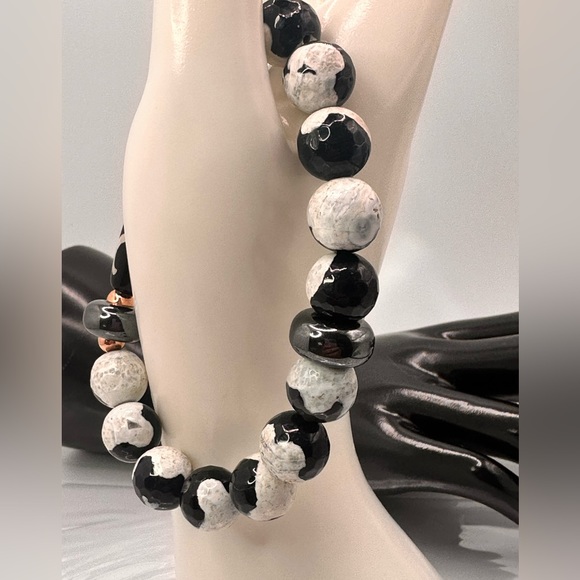 BLACK/WHITE AGATE + RUYI DZI NATURAL STONES BRACELET size 7.5” - Picture 3 of 13